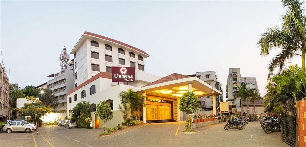 Tiruchirappalli Ramyas Hotels מראה חיצוני תמונה